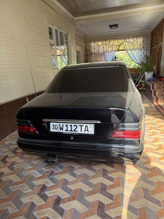 Mercedes W 124 E 500 Proekt