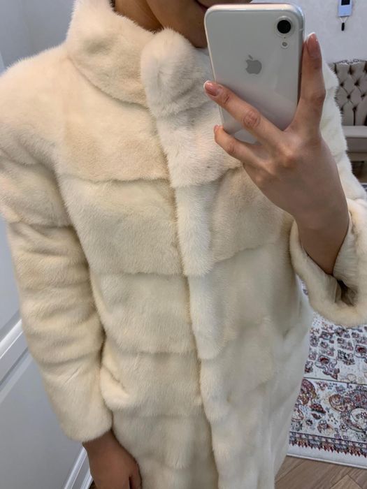 Продам шубу норковую