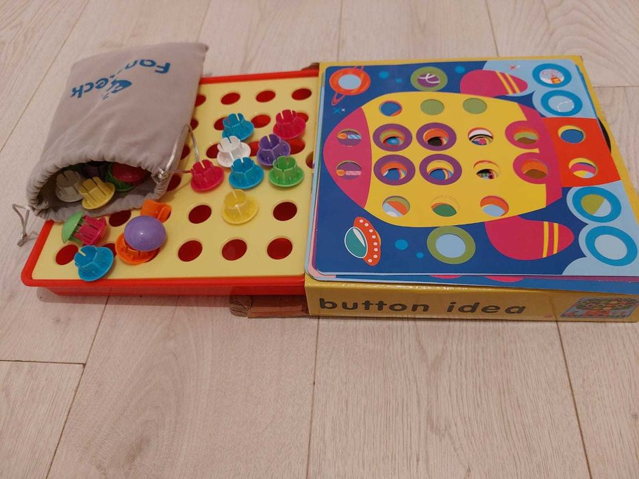 Детские развивающие игрушки