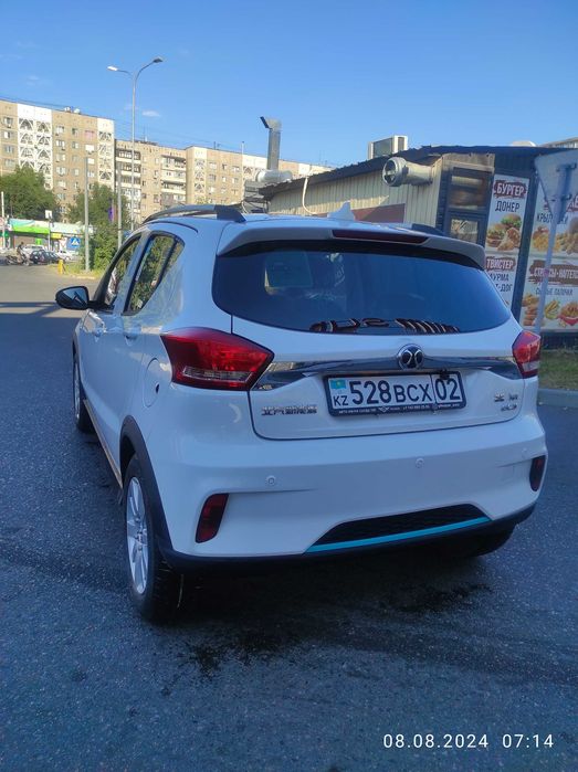 Продаю электромобиль  BAIC EC3