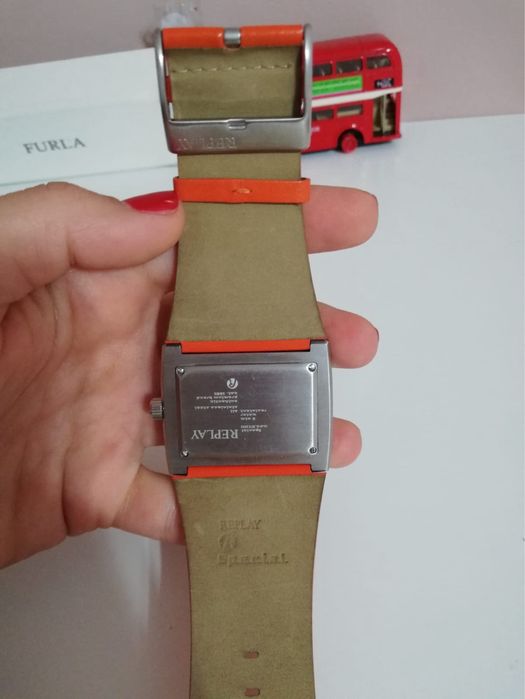 Оригинален нов часовник Replay