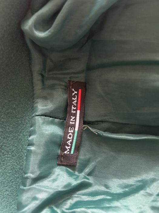 Зелено дамско палто