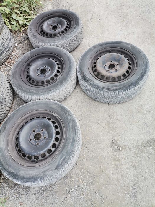 4 железни джанти 15 и гуми Continental ContiWinter Contact 195/65/15 T