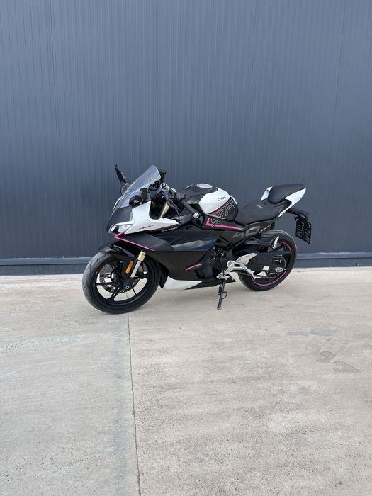 Vând CF moto 450SR , Cat. A2