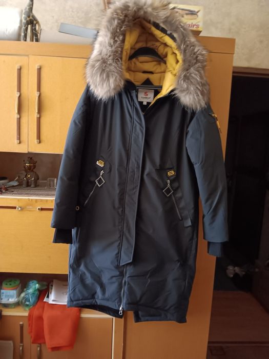 Дамска Зимна шуба с качулка