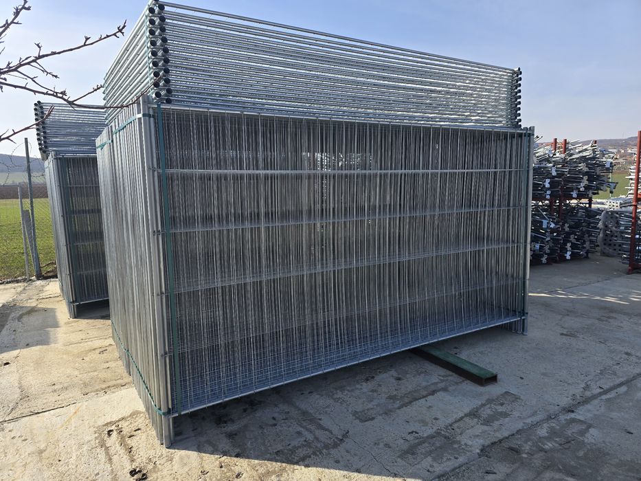 Мобилна ограда за строителни обекти