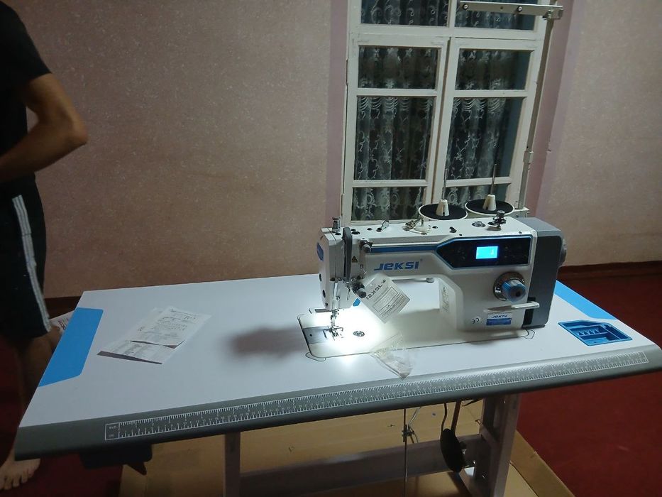 Bruce averlok jeski chok mashinkasi