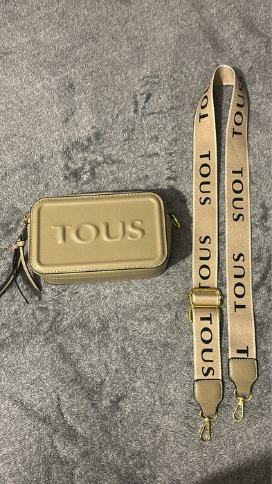 Бежевая сумка Tous