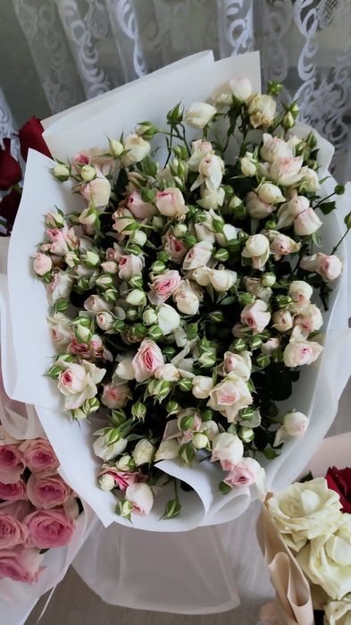 Букет из нежных роз