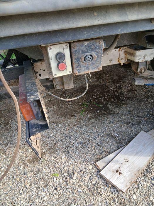 Vand lift autoutilitara greutate de sustinere 750 kg