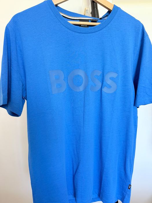 Tricouri originale USA,se poate verifica Tommy,Hugo ,CK marimi M/L/XL.
