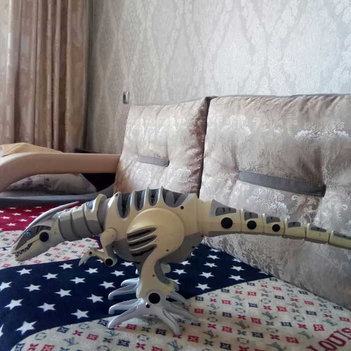 Продам фирменные  игрушки