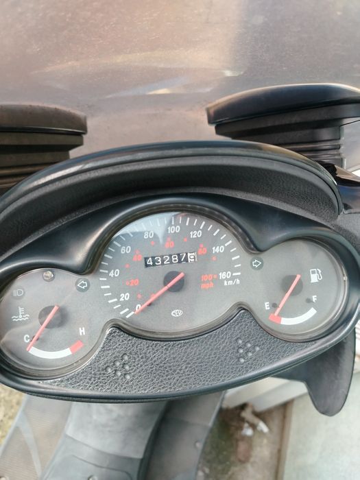 Vând scuter Yamaha de 125 cmc