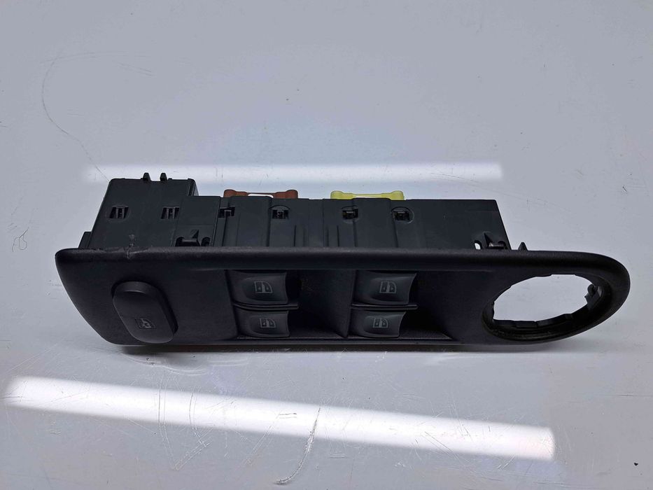 Butoane comanda geamuri sofer Renault Captur (J87) [Fabr 2013-2017] 2