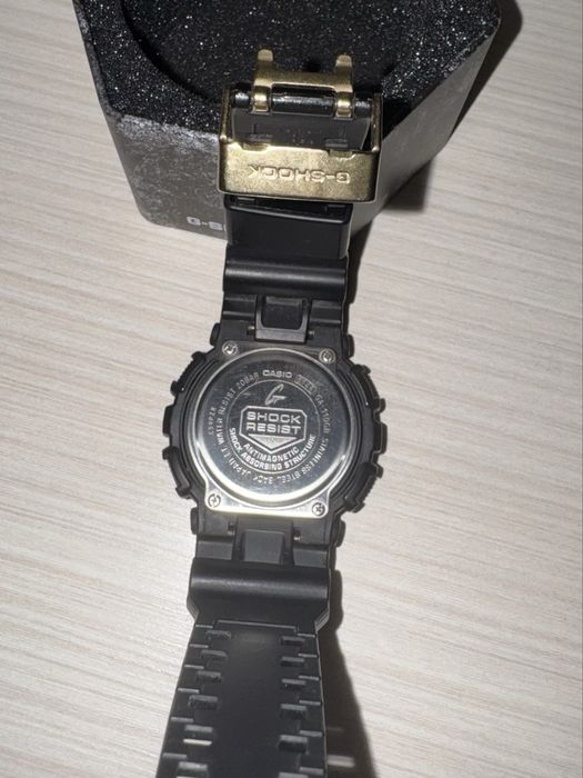 Спешно CASIO G-SHOCK Black and Gold
