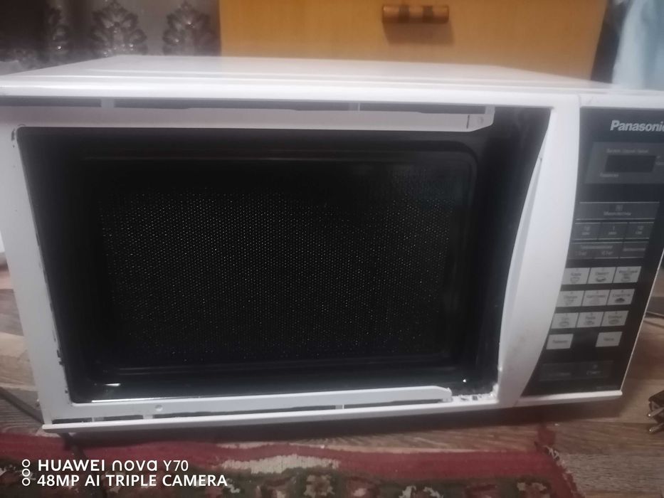 Монитор лж лед для компа , микроволновка пенесоник
