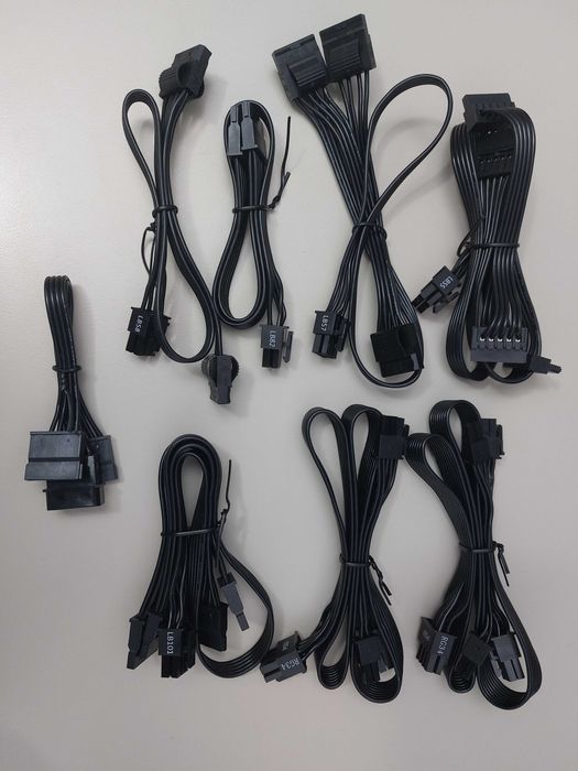 Cabluri sursa modulara Seasonic, 6+2-pin PCIe, SATA, Molex, pret pentru toate