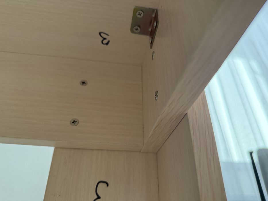 Продаю стол рабочий обеденый