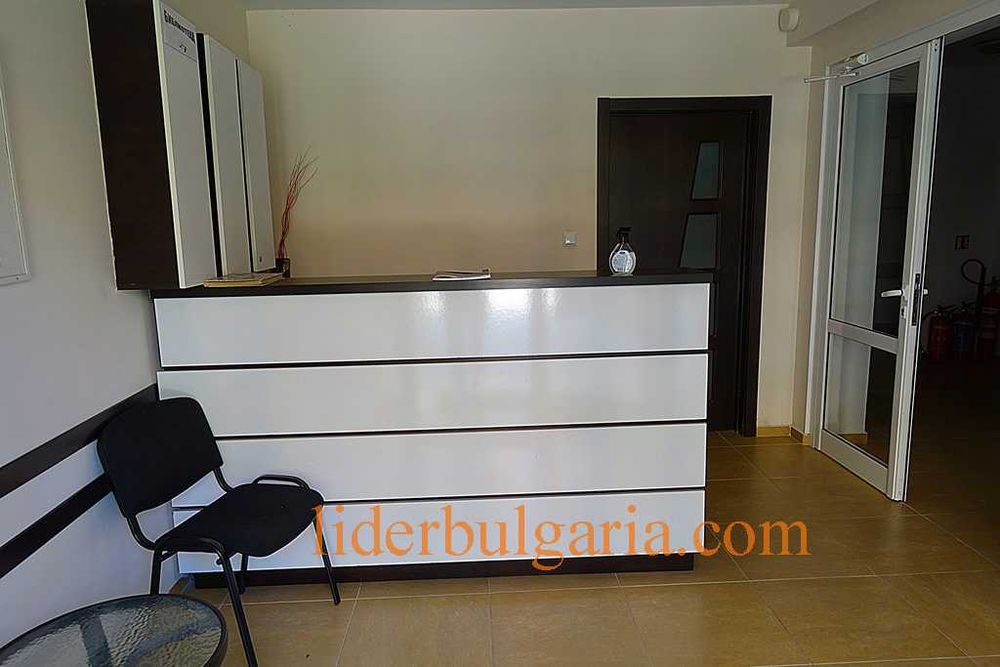 Продава се Двустаен апартамент в к.к. Елените - 53 кв.м за 1133 €/кв.м - Снимка #20