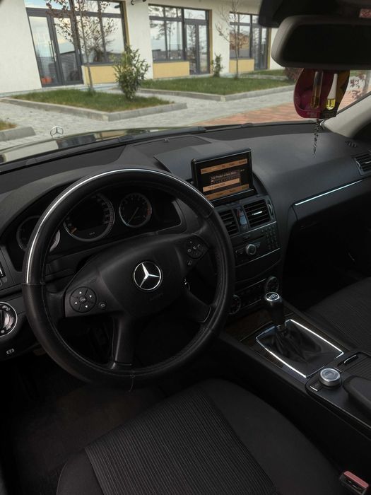 Mercedes Benz C Class 1,8 Benzina Kompressor 184 cai