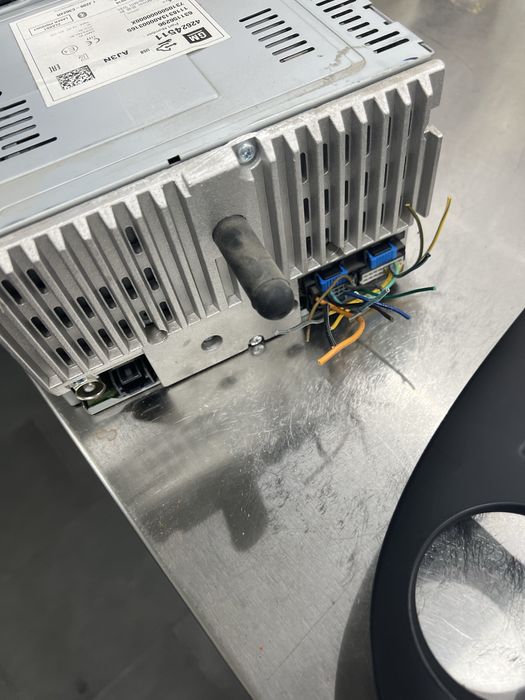 Магнитола с рамкой оригинал