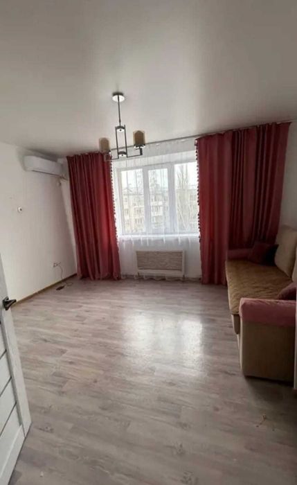Продам 2-хкомнатную квартиру