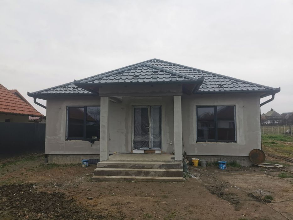 Vând casă construcție nouă