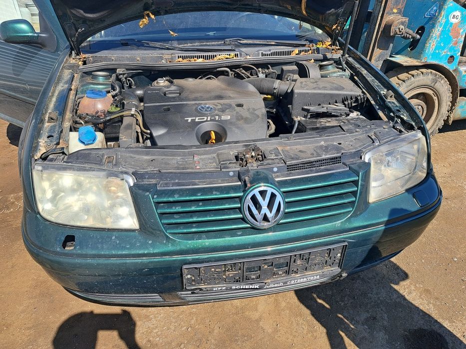 Фолксваген Бора 1.9 tdi на части !