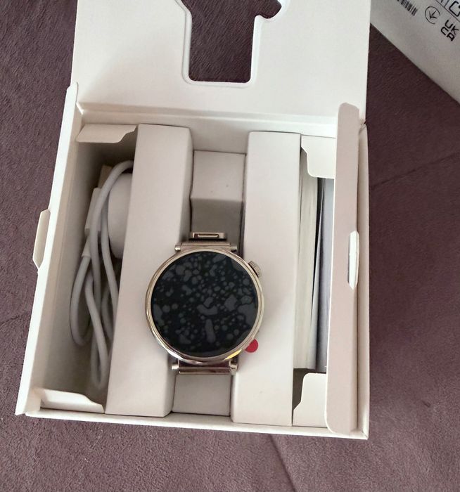 HUAWEI watch gt 5 златист