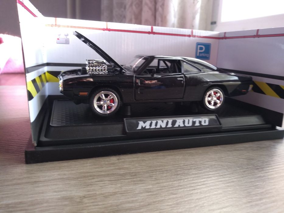 Dodge Charger 1/32