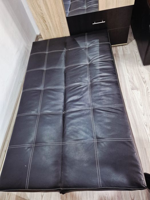 Vânzare canapea piele