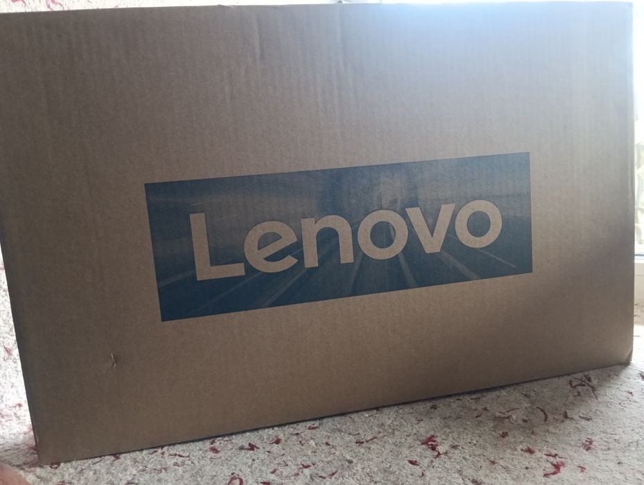 Notbuk lenova jihozlari bor