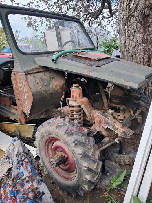 2 Aro ,fără acte și fără motoare