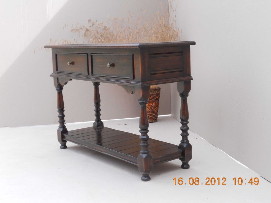 Fabrica de mobila lichideaza stoc de mobilier de lux