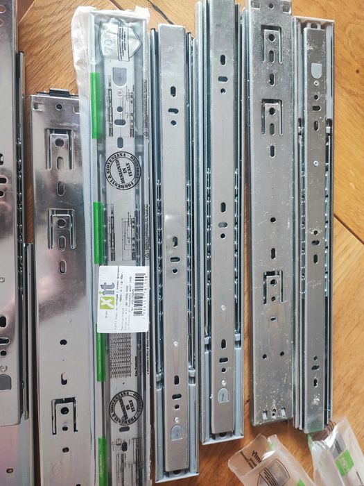 Водач за чекмедже пуш 400 мм. 4 комплекта