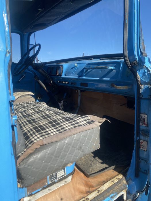 продаю Зил 130 самосвал (сельский вариант)