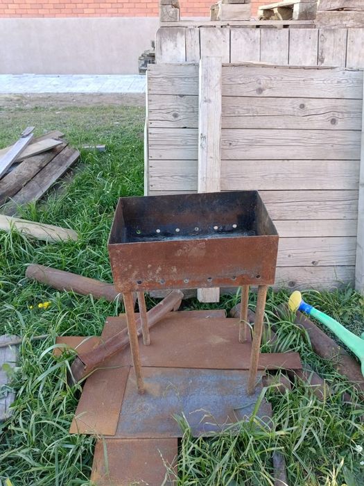 Мангал б/у продам
