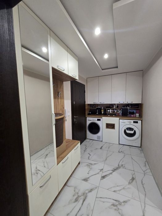 Продава се Тристаен апартамент в Плевен, Сторгозия - 78 кв.м за 1783 €/кв.м - Снимка #6