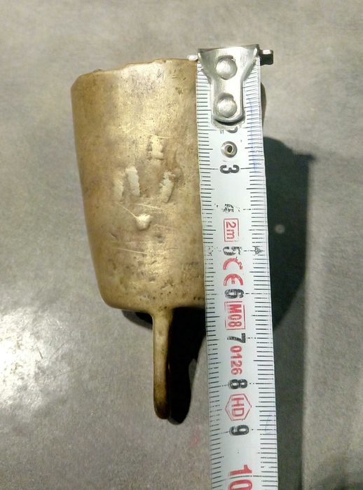 Стар бронзов чан