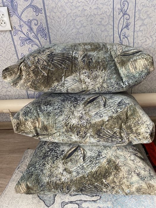 Продам подушки.В хорошем  состояний