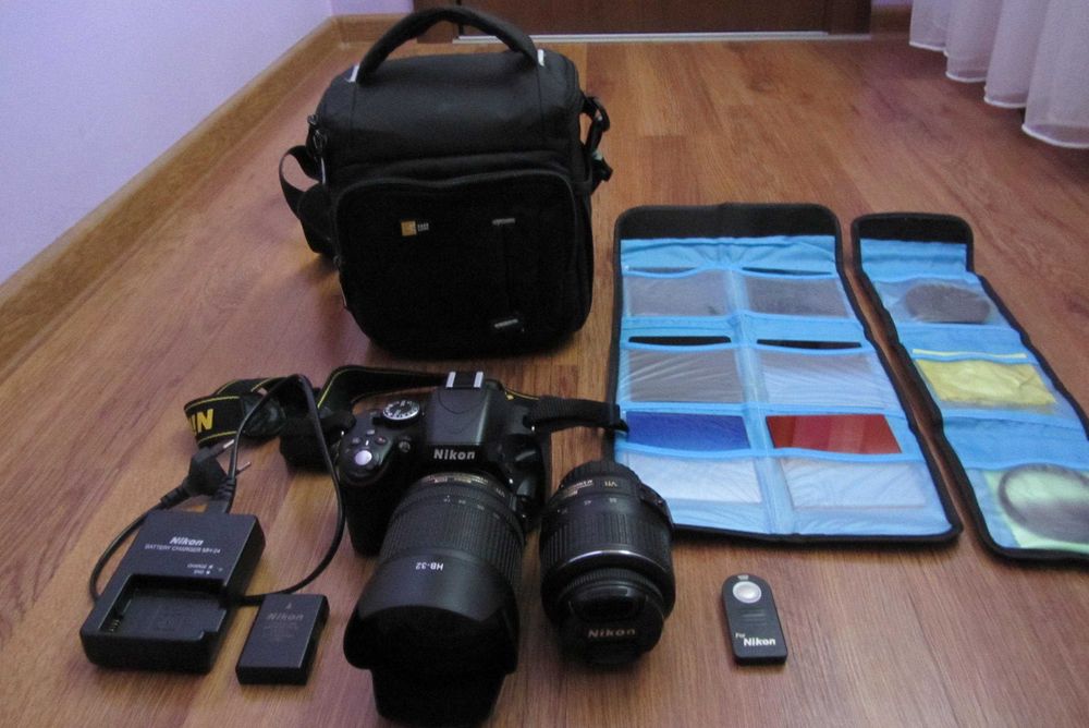 Nikon D5100 Китов обектив + 18/105 перфектен и много запазен