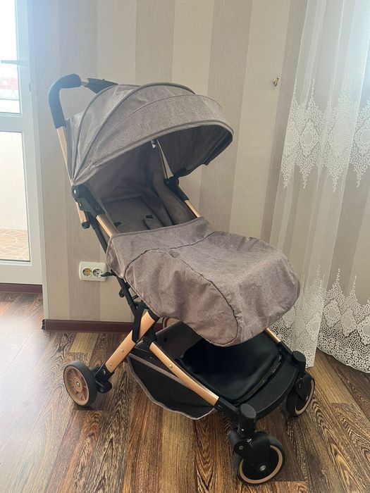 Продам детскую коляску