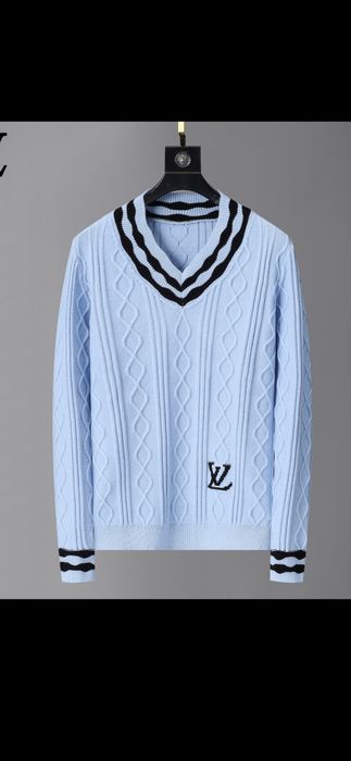 Pulover Vuitton, Burberry, Gucci, Prada, modele 2027