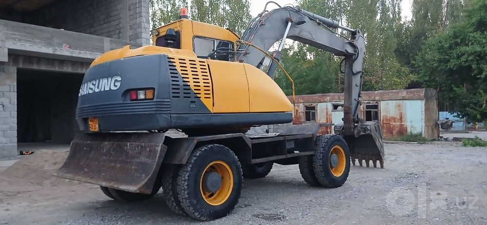 Ekiskavator samsung 132