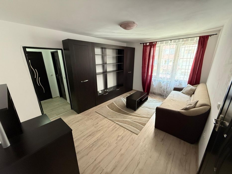Apartament de închiriat