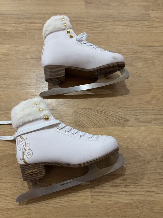Patine Fete-Femei