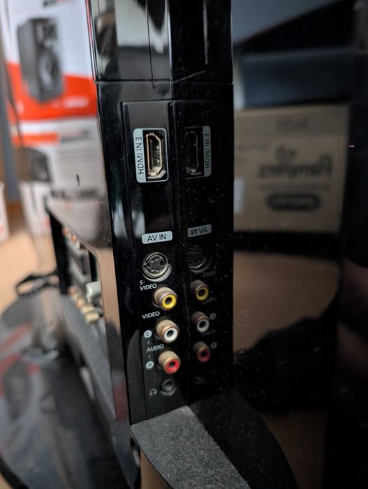 Телевизор Samsung LE40R81BX/XEH