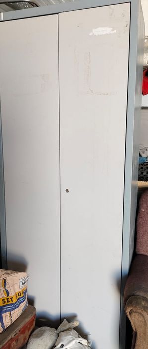 Шкаф архивный сейф