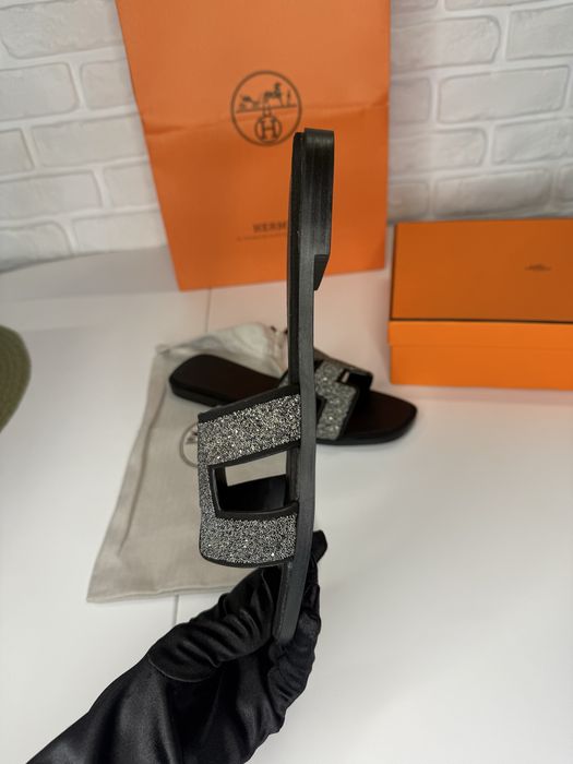 Papuci HERMES piele  36 37 38 39 cutie cadou