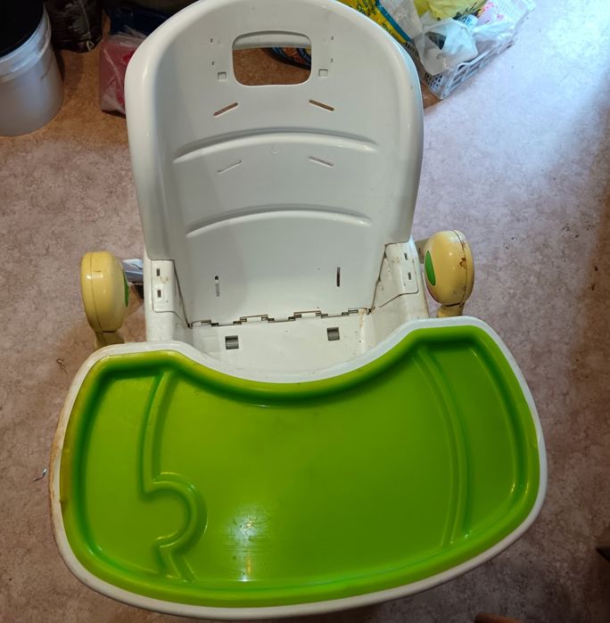 Продам столик детский